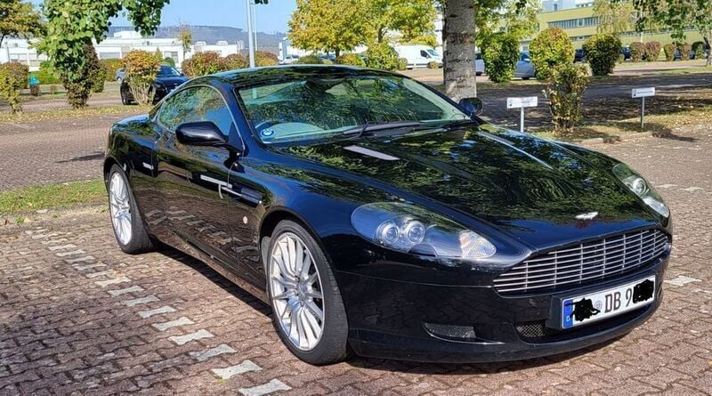 Schwarz Gebraucht 2005 Aston Martin DB9 Coupé | 29.000 € - Bild 1/4