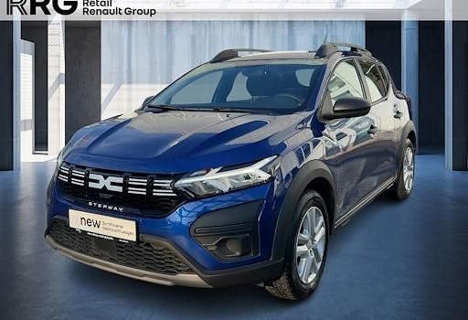 Gebraucht Dacia Sandero Essentiel 91 PS (66 kW) 2024 Blau Limousine