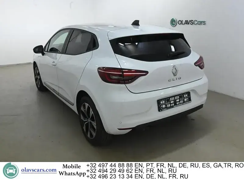 Gebraucht Renault Clio V Evolution 65 PS (47 kW) 2023 Weiß Limousine