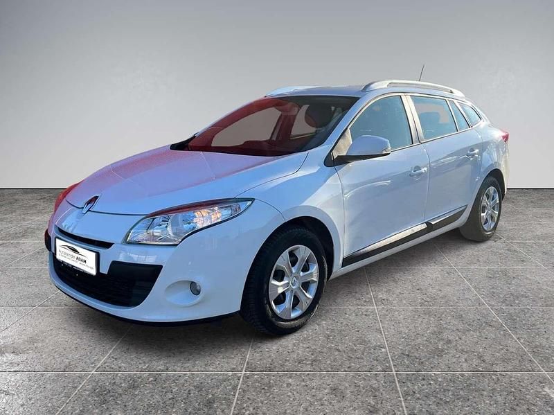 Gebraucht Renault Mégane GrandTour Expression 106 PS (77 kW) 2011 Weiß Kombi