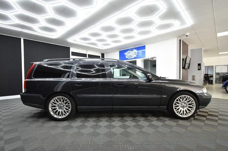 Gebraucht Volvo V70 140 PS (102 kW) 2000 Grau Kombi