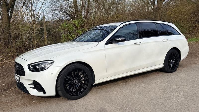 Gebraucht Mercedes E400 340 PS (250 kW) 2023 Weiß Limousine