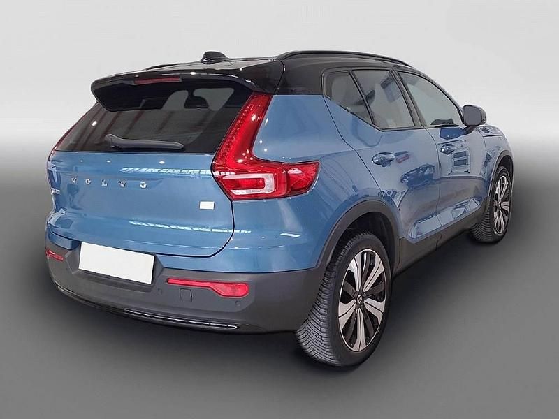 Gebraucht Volvo XC40 Core 169 kW (231 PS) 2023 Blau SUV