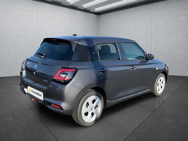 Neu Suzuki Swift 83 PS (61 kW) 2025 Grau Kleinwagen