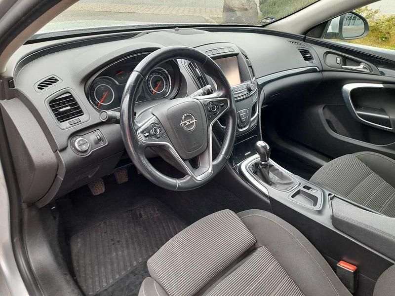 Gebraucht Opel Insignia 140 PS (102 kW) 2015 Kombi