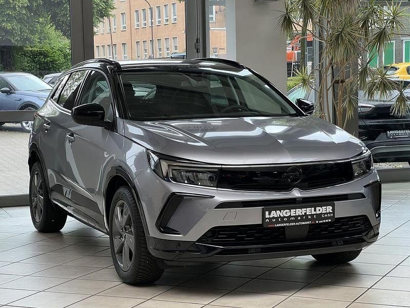 Quartz grau metallic Gebraucht 2023 Opel Grandland X GS Line SUV | 23.650 € (Guter Preis) - Bild 1/4
