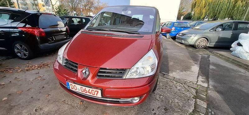 Gebraucht Renault Espace Dynamique 150 PS (110 kW) 2009 Rot Van / Kleinbus