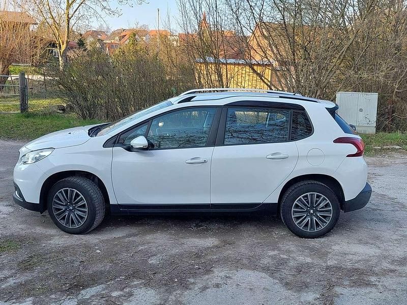 Gebraucht Peugeot 2008 110 PS (80 kW) 2016 Weiß SUV