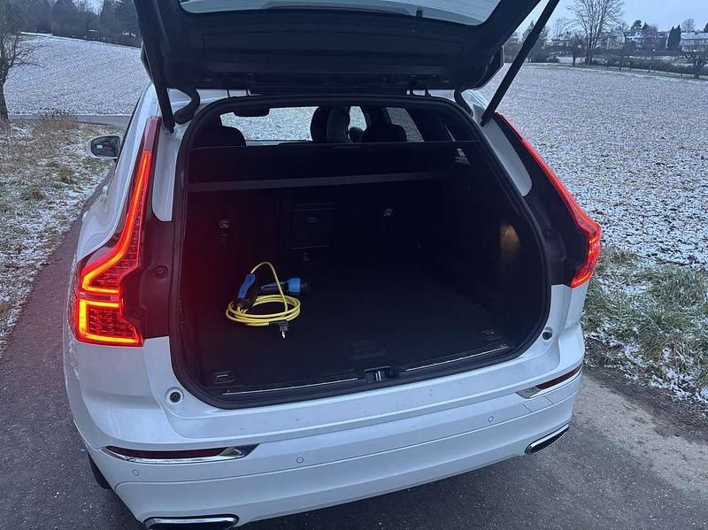 Gebraucht Volvo XC60 Inscription 303 PS (222 kW) 2019 Weiß SUV