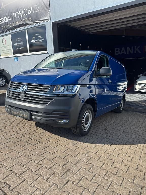 Second-hand VW Transporter 150 CP (110 kW) 2020 Albastru Van