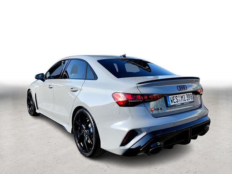 Gebraucht Audi RS3 Sport 400 PS (294 kW) 2026 Grau Limousine