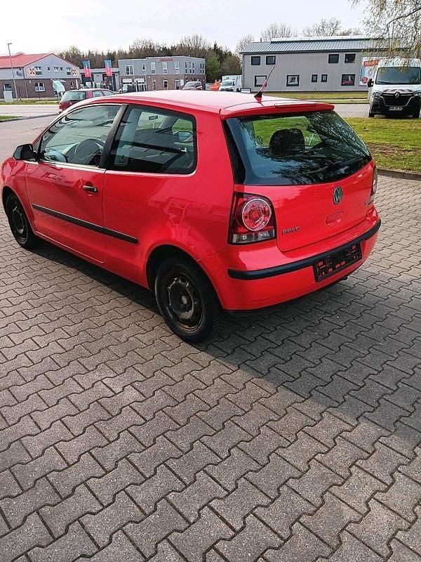 Used VW Polo 75 HP (55 kW) 2007 Red Hatchback