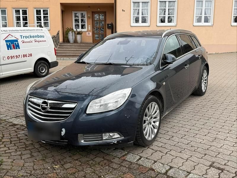 Gebraucht Opel Insignia 160 PS (117 kW) 2011 Grau Kombi