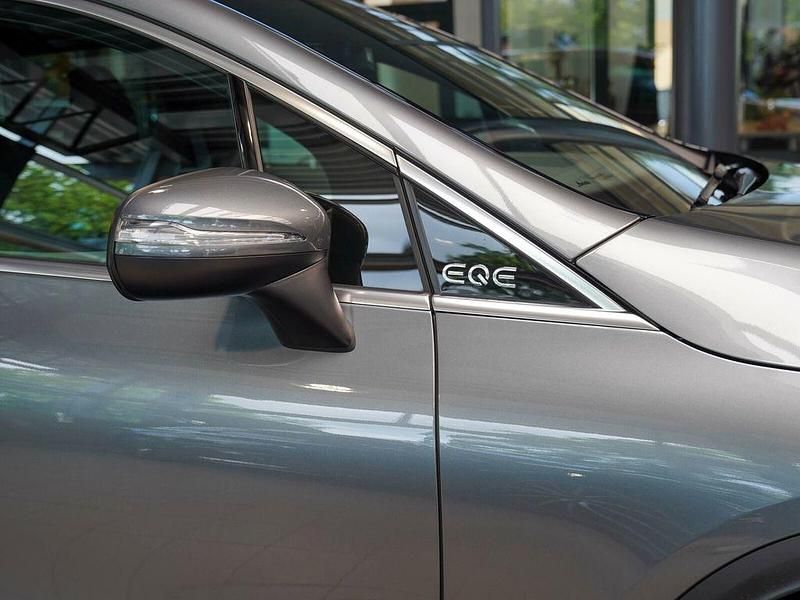 Gebraucht Mercedes EQE350 Electric Art 214 kW (292 PS) 2024 Lack selenitgrau SUV