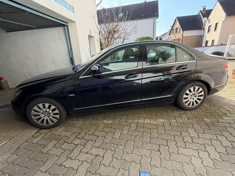 Gebraucht Mercedes C280 Elegance 231 PS (169 kW) 2009 Schwarz Limousine