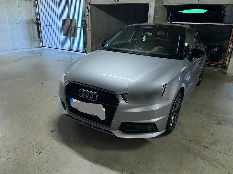 Gebraucht Audi A1 S-Line 95 PS (69 kW) 2017 Silber Kleinwagen