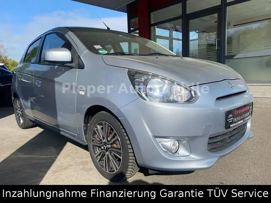 Gebraucht Mitsubishi Space Star 80 PS (58 kW) 2014 Silber Van / Kleinbus