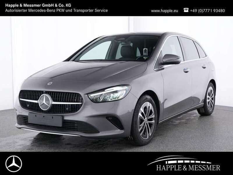 Lack mountaingrau (metallic) Gebraucht 2023 Mercedes B250 Progressive Van / Kleinbus | 35.890 € (Guter Preis) - Bild 1/4