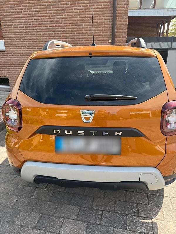 Usata Dacia Duster 114 CV (83 kW) 2019 Arancione SUV