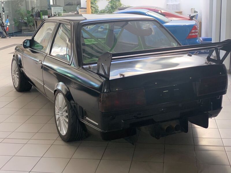 Gebraucht BMW 325 220 PS (161 kW) 1986 Schwarz Coupé