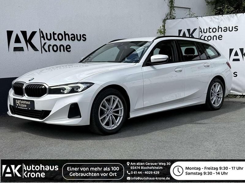 Gebraucht BMW 320 Shadowline 190 PS (139 kW) 2022 Mineralweiss metallic Kombi