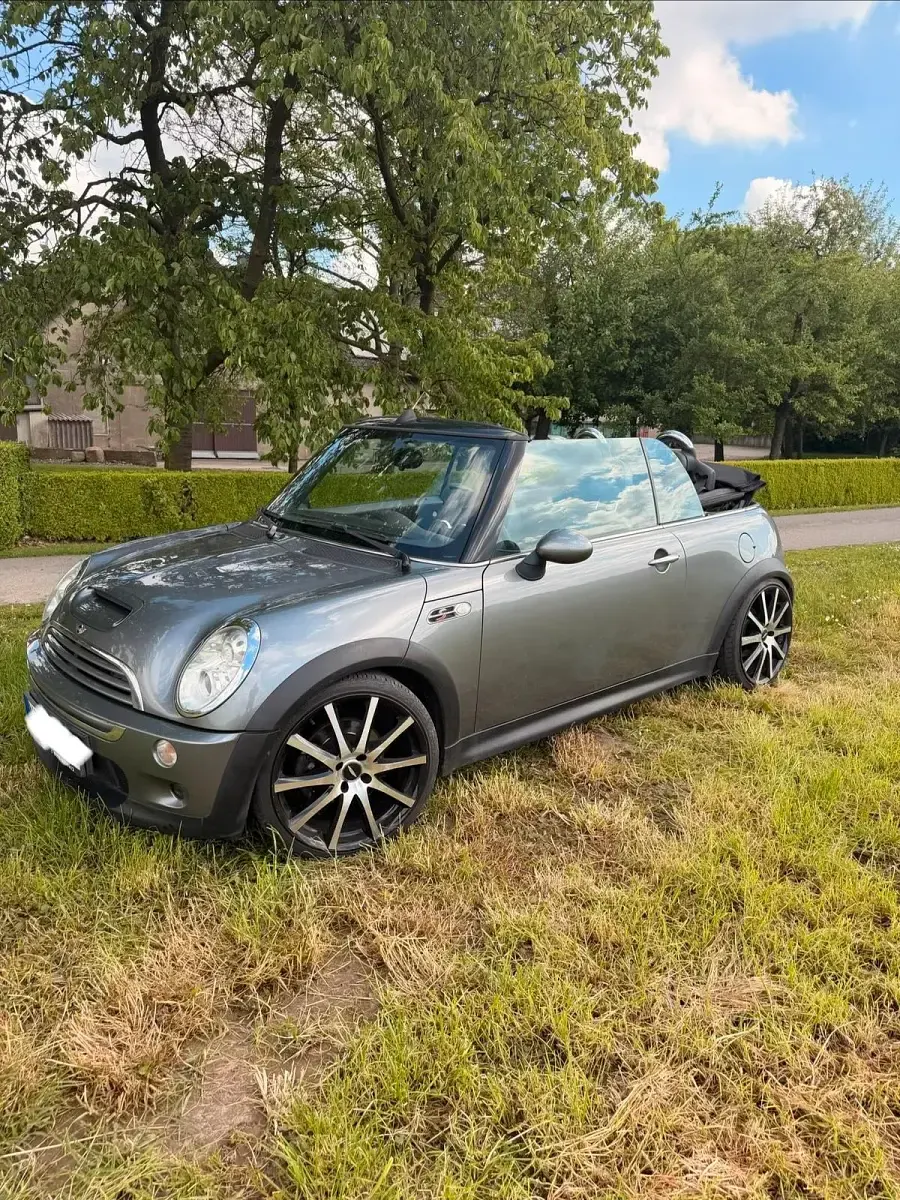 Usata Mini Cooper S Cabriolet 170 CV (125 kW) 2005 Argento Cabrio