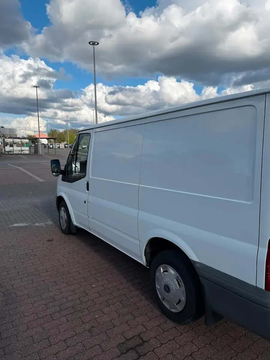 Używany Ford Transit 86 KM (63 kW) 2009 Biały Minivan