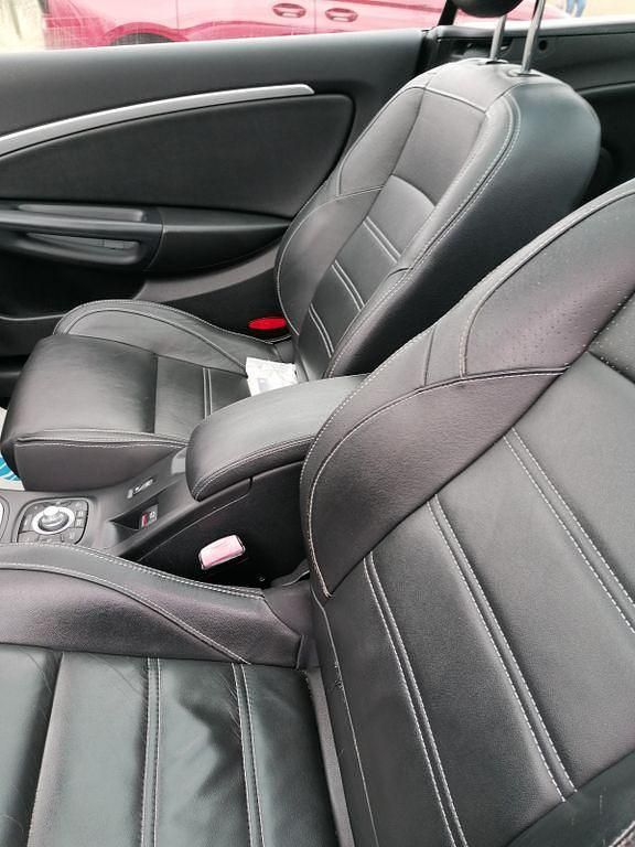 Gebraucht Renault Mégane Cabriolet Dynamique 131 PS (96 kW) 2010 Weiß Cabrio