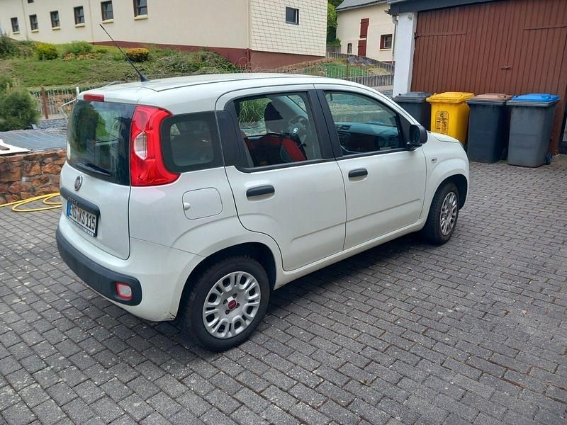 Weiß Gebraucht 2020 Fiat Panda Kleinwagen | 8.500 € (Guter Preis) - Bild 1/4