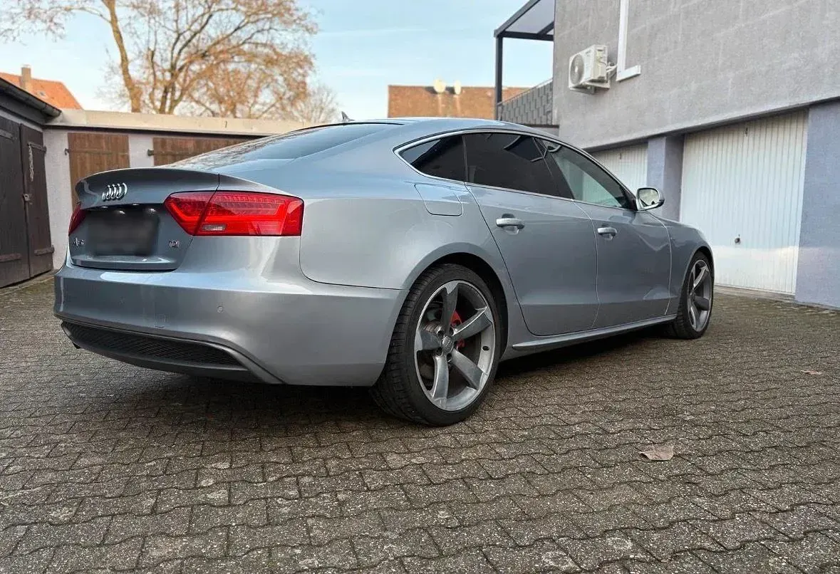 Gebraucht Audi A5 Comfort 190 PS (139 kW) 2015 Grau Coupé