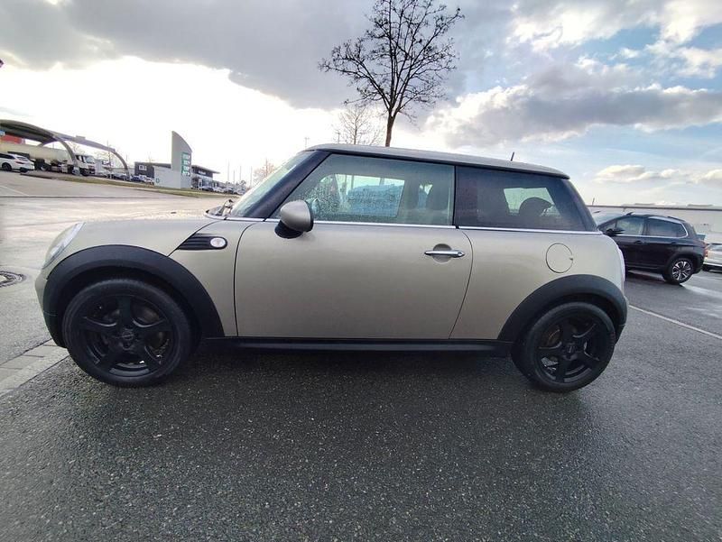 Gebraucht Mini Cooper 122 PS (89 kW) 2010 Silber Kleinwagen