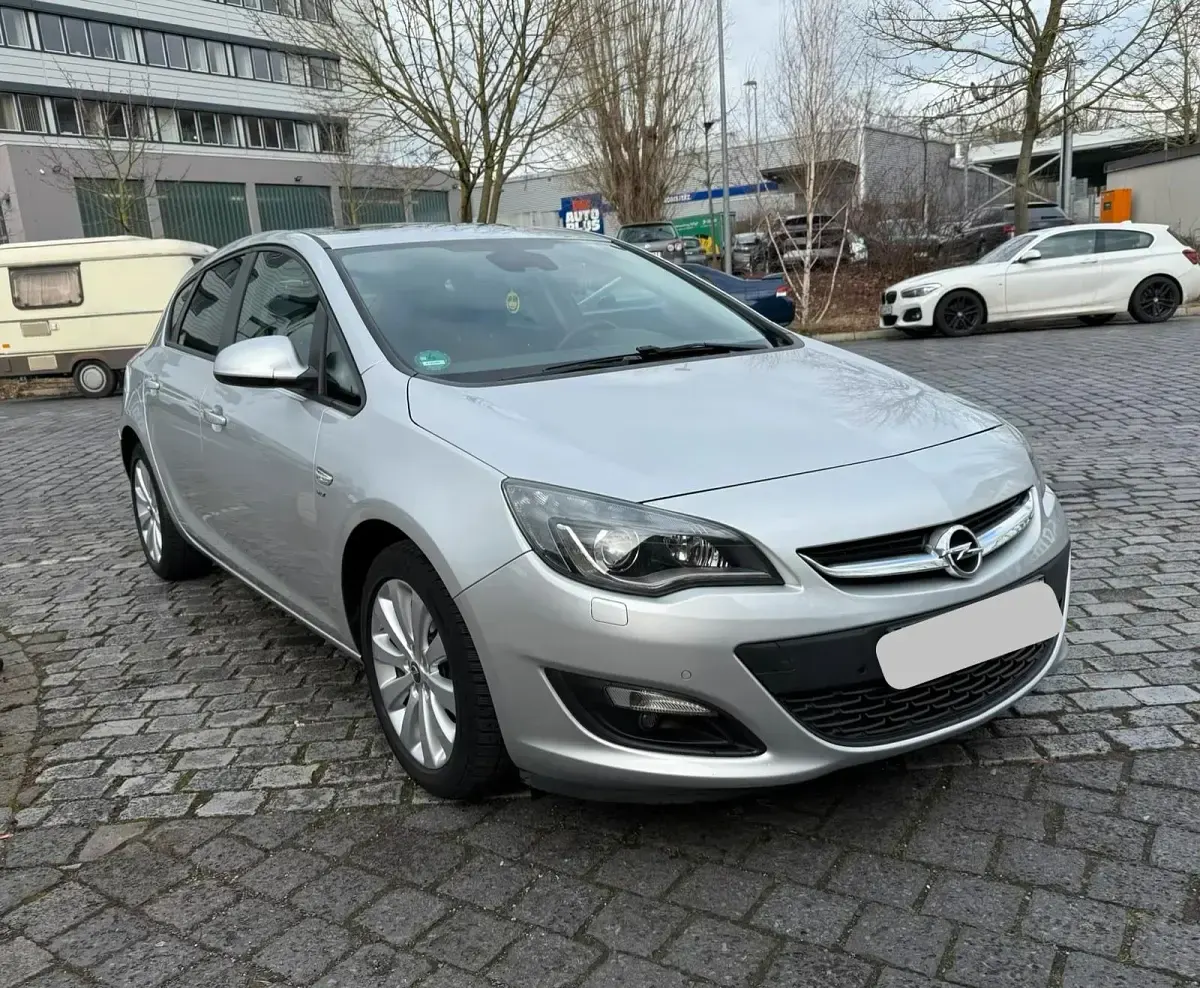 Brugt Opel Astra 140 HK (102 kW) 2014 Sølv Sedan