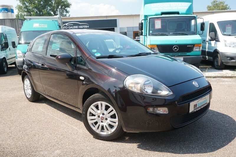 Schwarz Gebraucht 2012 Fiat Punto More Kleinwagen | 3.990 € (Etwas zu teuer) - Bild 1/2