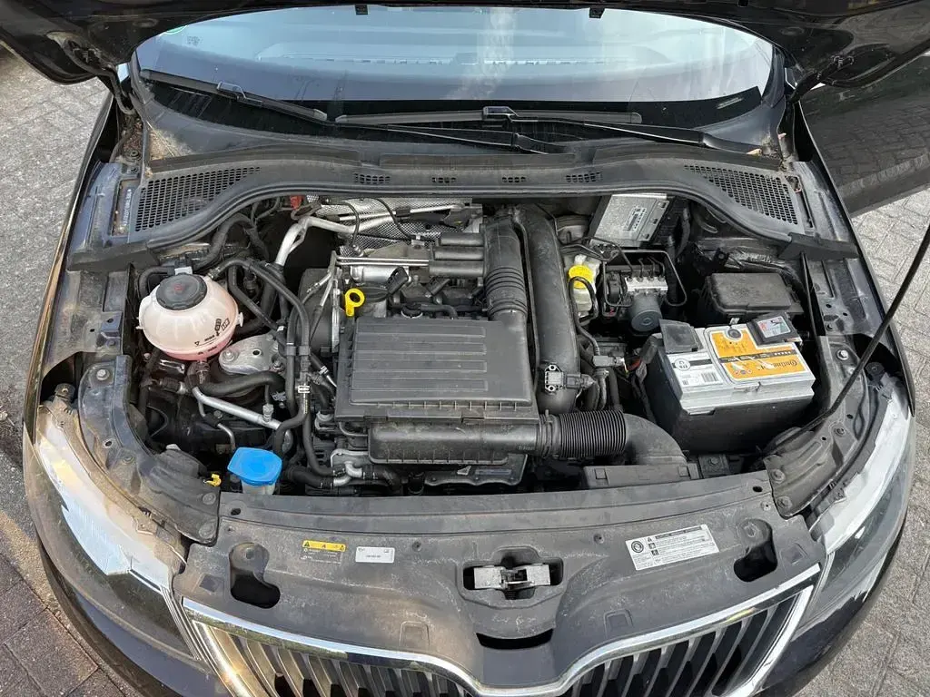 Gebraucht Skoda Rapid Drive 125 PS (91 kW) 2018 Schwarz Kleinwagen