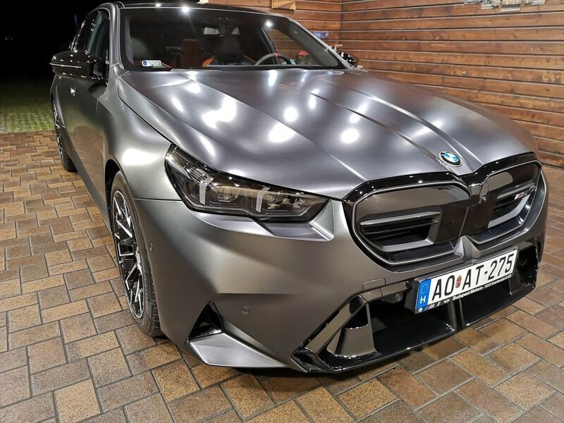 Gebraucht BMW M5 Basis 585 PS (430 kW) 2024 Grau Limousine