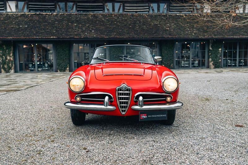 Gebraucht Alfa Romeo Giulia Spider 92 PS (67 kW) 1963 Rot Cabrio