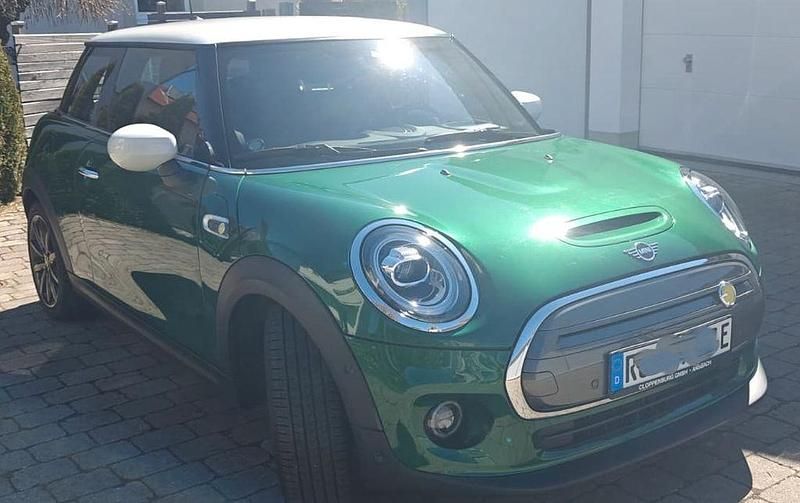 Gebraucht Mini Cooper SE 135 kW (184 PS) 2021 Grün Kleinwagen