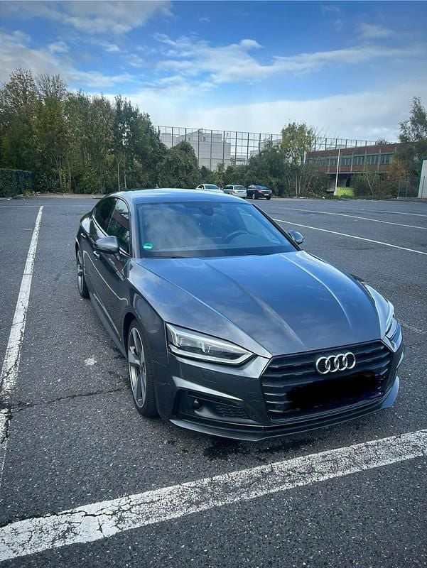 Gebraucht Audi A5 Sportback Comfort 190 PS (139 kW) 2018 Grau Kleinwagen