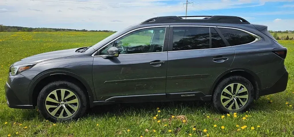 Gebraucht Subaru Outback 185 PS (136 kW) 2022 Grau Kombi