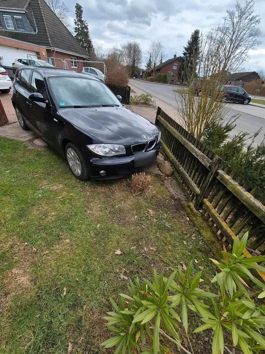 Second-hand BMW 116 116 CP (85 kW) 2006 Negru Hatchback