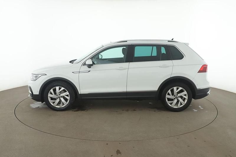 Second-hand VW Tiguan Elegance 2022 Alb SUV