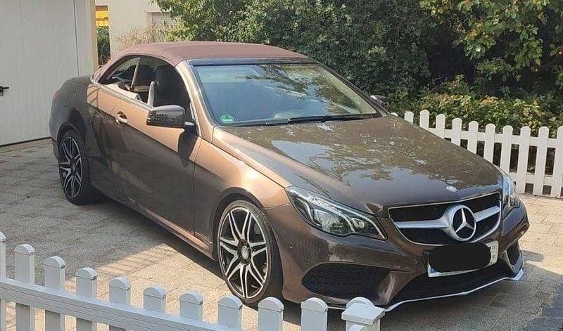 Braun Gebraucht 2013 Mercedes E200 Style Cabrio | 20.999 € (Fairer Preis) - Bild 1/4