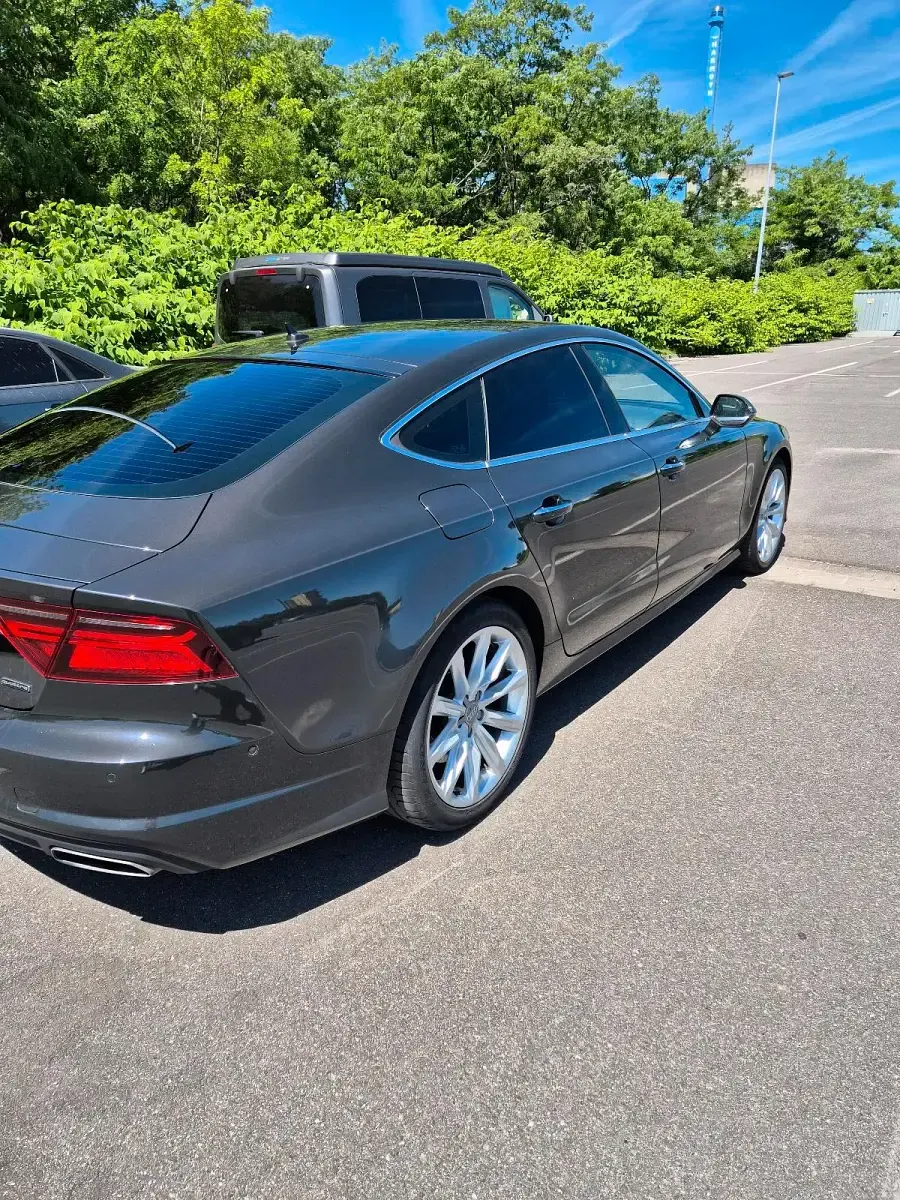Gebraucht Audi A7 Sportback 333 PS (244 kW) 2014 Kleinwagen