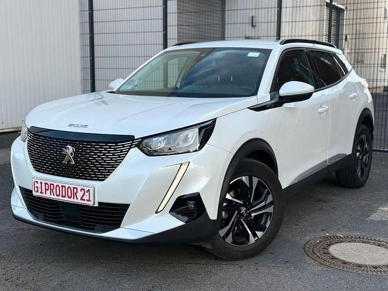 Weiß Gebraucht 2021 Peugeot 2008 Allure SUV | 15.827 € (Superpreis) - Bild 1/4