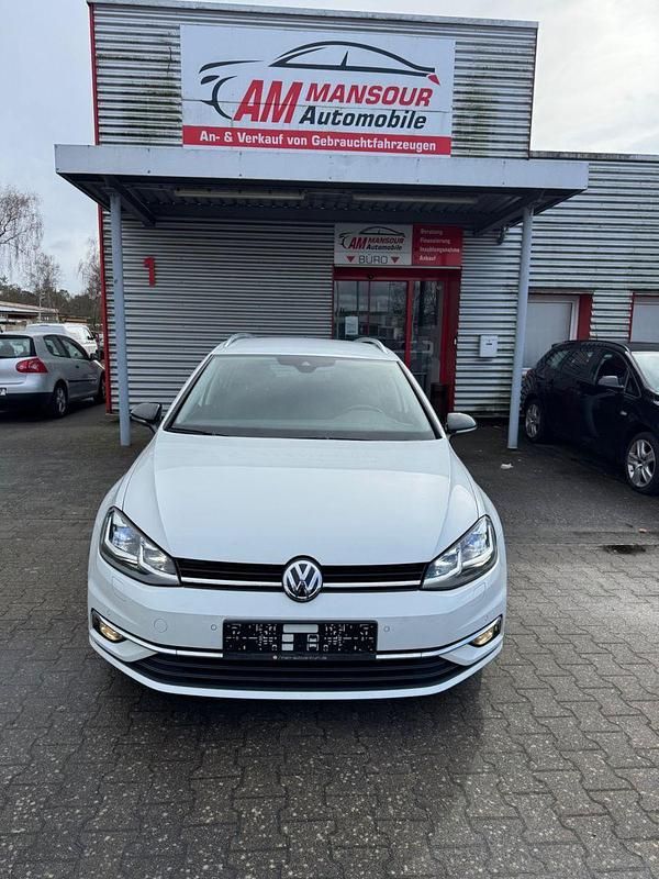 Gebraucht VW Golf VII 150 PS (110 kW) 2019 Weiß Kombi