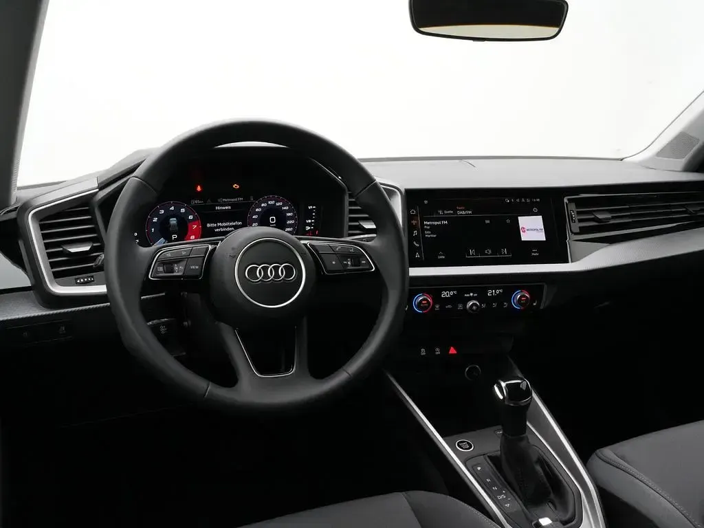 Gebraucht Audi A1 Sportback S-Line 95 PS (69 kW) 2025 Chronosgrau metallic Kleinwagen