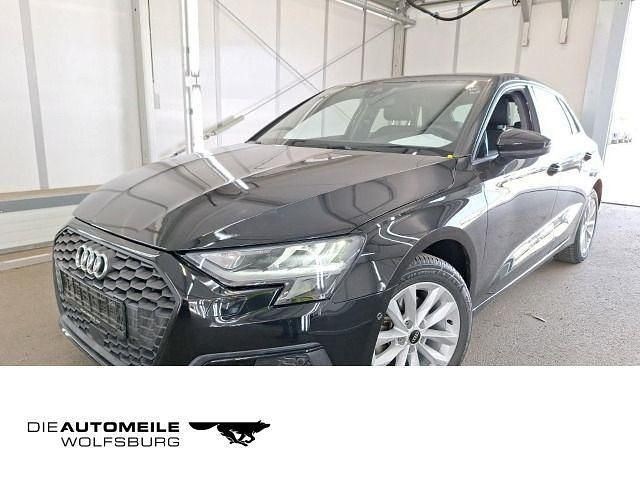 Mythosschwarz metallic (metallic) Gebraucht 2023 Audi A3 Sportback Limousine | 24.490 € (Guter Preis) - Bild 1/4