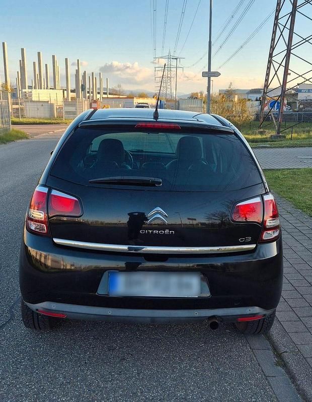 Gebraucht Citroën C3 Exclusive 110 PS (80 kW) 2016 Schwarz Kleinwagen