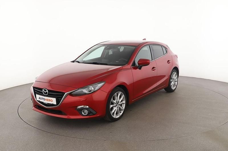 Rot Gebraucht 2016 Mazda 3 Sports-Line Limousine | 11.600 € (Fairer Preis) - Bild 1/3