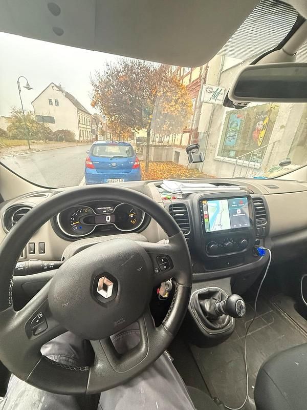 Weiß Gebraucht 2016 Renault Trafic Van | 8.500 € - Bild 1/4